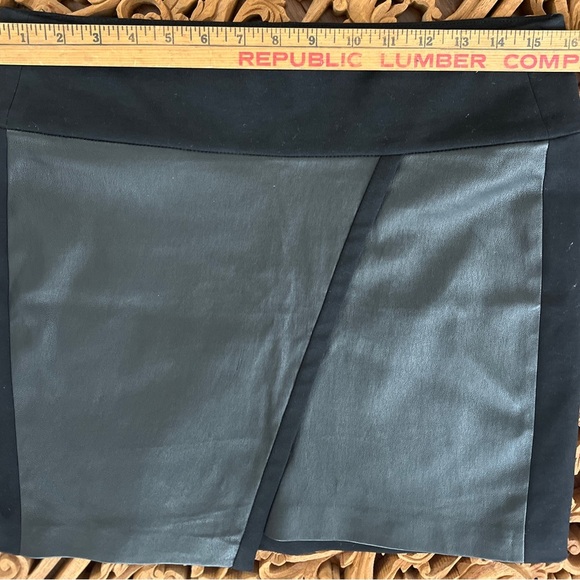 IRO Mini Skirt The Jalie Black BodyCon Leather/Knit Panel Assym Front SZ: M/40 - Picture 8 of 11